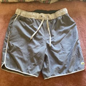 VUORI BANKS SHORT SIZE L